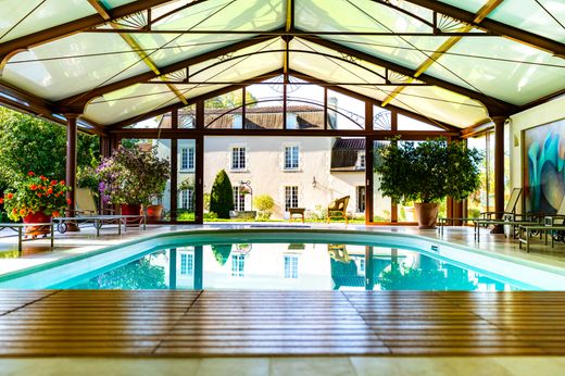 Luxe woning in Poitiers, Vienne