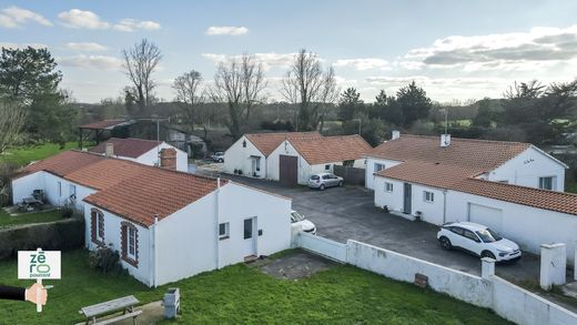 Элитный дом, Châteauneuf, Vendée