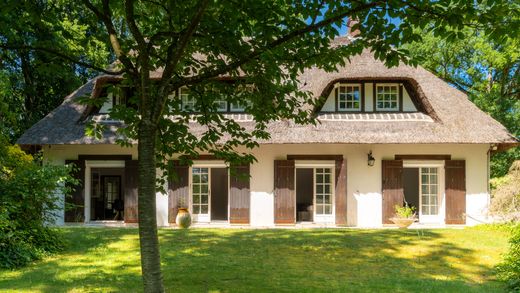 Элитный дом, Lamorlaye, Oise