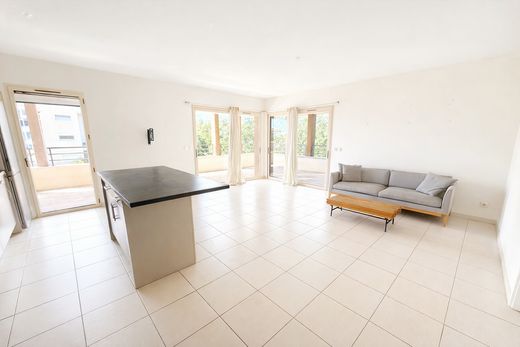 Piso / Apartamento en Porto-Vecchio, Córcega del Sur