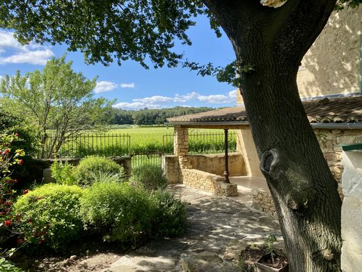 Luxury home in Uzès, Gard