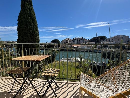 Apartament w Port Grimaud, Var