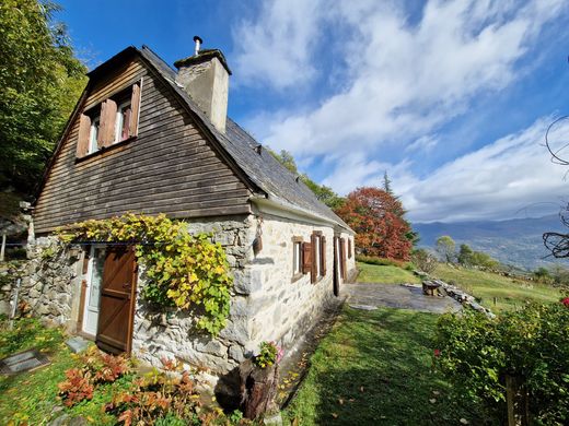 Argelès-Gazost, Hautes-Pyrénéesの高級住宅
