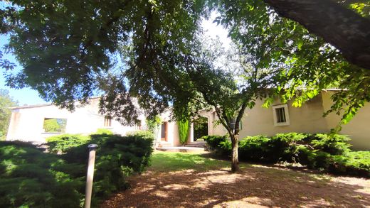 Luxury home in Oppède le Vieux, Vaucluse