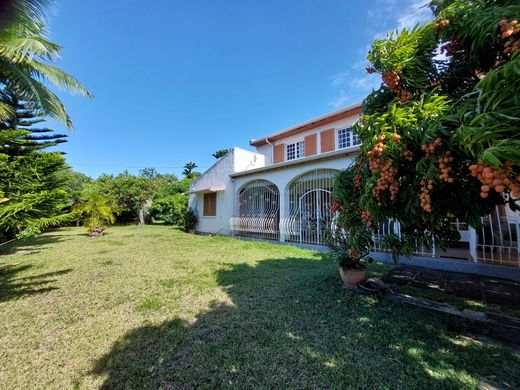 Villa in Saint-Denis, Réunion