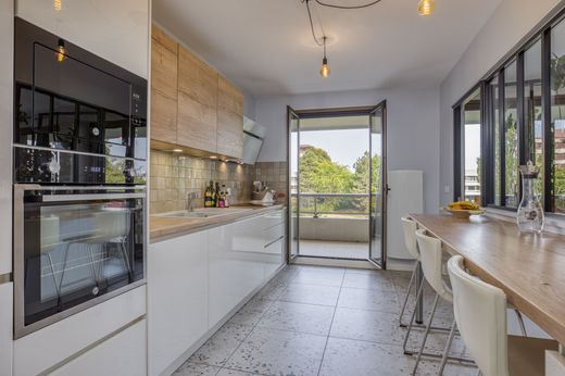 아파트 / Ferney-Voltaire, Ain