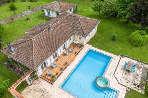 Maison de luxe à Mane, Haute-Garonne