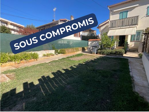 Apartment / Etagenwohnung in Cagnes-sur-Mer, Alpes-Maritimes