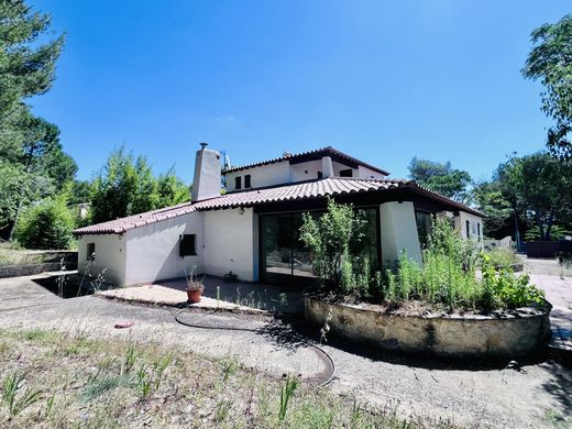 Villa a Castelnau-le-Lez, Hérault