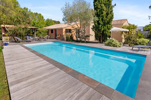 Luxury home in Couëron, Loire-Atlantique
