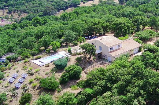 منزل ﻓﻲ La Garde-Freinet, Var