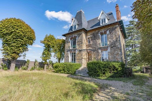 Casa di lusso a La Queue-les-Yvelines, Yvelines