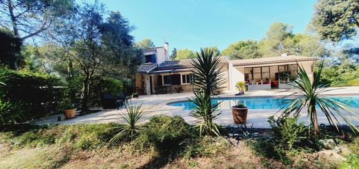 Nîmes, Gardの高級住宅