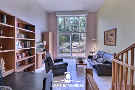 Luxury home in Clamart, Hauts-de-Seine