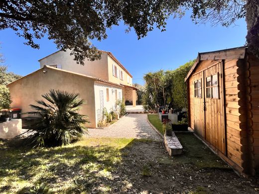 Villa in Saint-Aygulf, Var