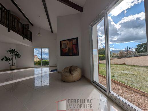 Casa de lujo en Saint-Amant-Tallende, Puy de Dome