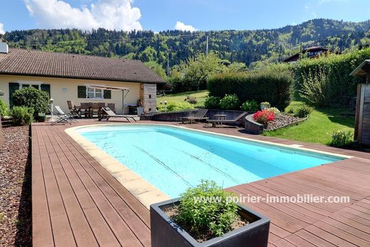 Luxury home in Bons-en-Chablais, Haute-Savoie