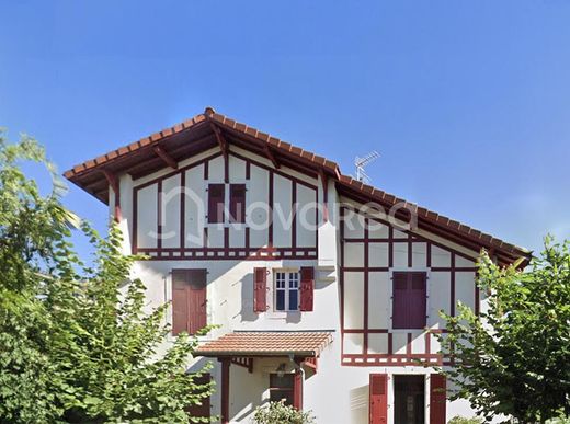 Villa Pau, Pyrénées-Atlantiques