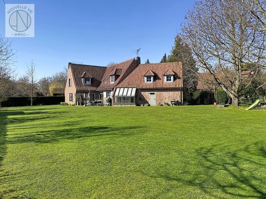 Luxus-Haus in Croix, Nord