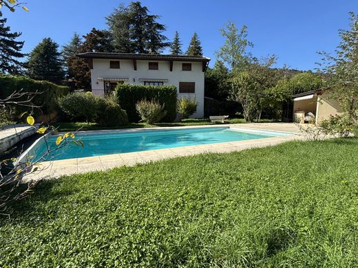 Элитный дом, Saint-Cyr-au-Mont-d'Or, Rhône