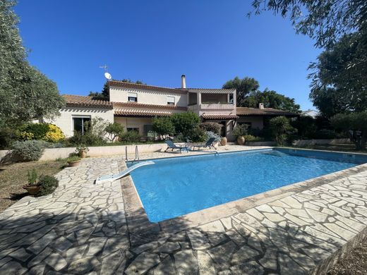 ‏בתי יוקרה ב  Narbonne, Aude