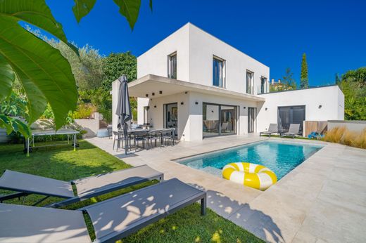 Valbonne, Alpes-Maritimesのヴィラ