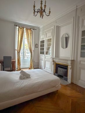 Apartment / Etagenwohnung in Lyon, Rhône