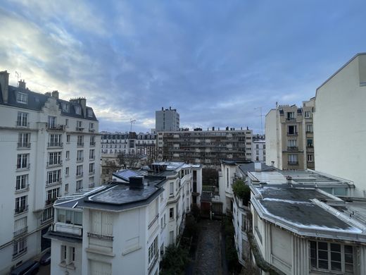 Apartment / Etagenwohnung in Montparnasse, Alésia, Montsouris, Paris