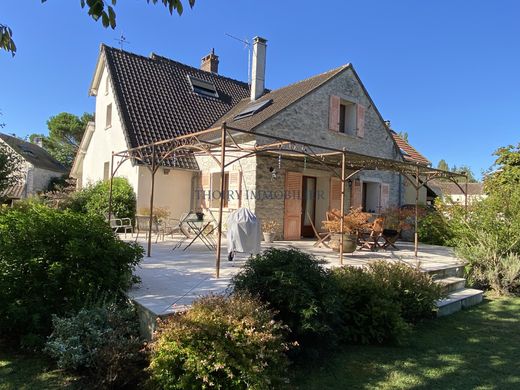 Luxury home in Thoiry, Yvelines