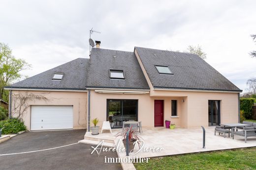 Luxury home in Tours, Indre and Loire