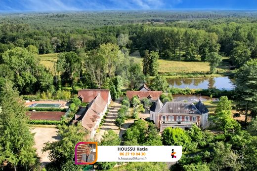 Maison de luxe à Salbris, Loir-et-Cher