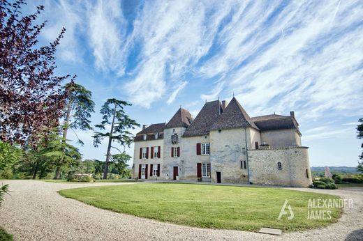 Castle in Monségur, Gironde