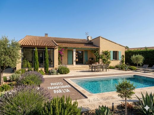 Luksusowy dom w L'Isle-sur-la-Sorgue, Vaucluse