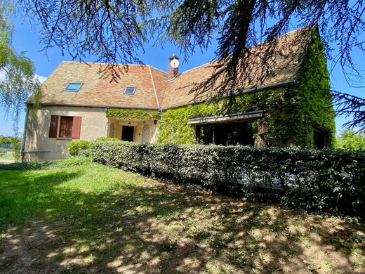 Casa di lusso a Arnouville-lès-Mantes, Yvelines