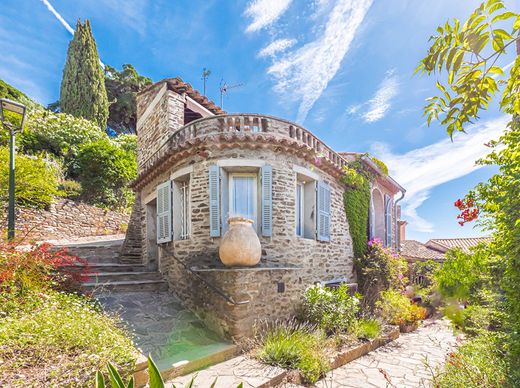 Casa di lusso a Bormes-les-Mimosas, Var