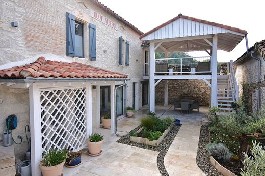 Luxury home in Touffailles, Tarn-et-Garonne