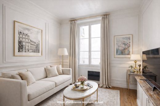 Apartment in Temple, Rambuteau – Francs Bourgeois, Réaumur, Paris