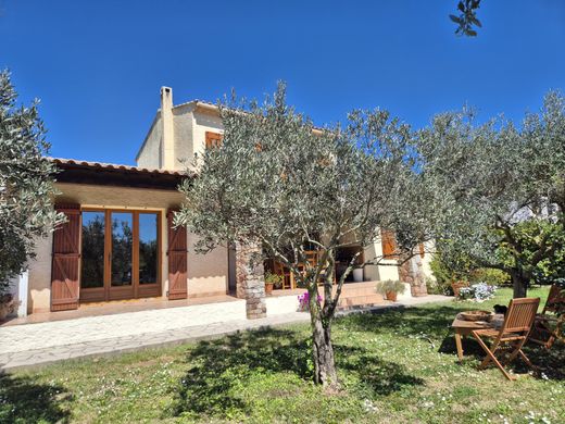 Luxury home in Solliès-Pont, Var