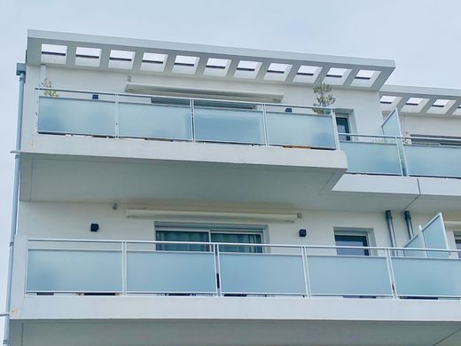 Royan, Charente-Maritimeのアパートメント