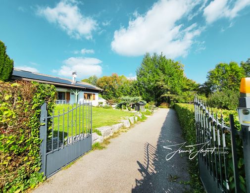 Casa de lujo en Rumilly, Alta Saboya