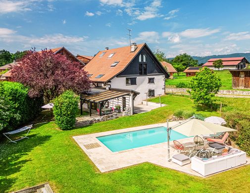Luxe woning in Pers-Jussy, Haute-Savoie