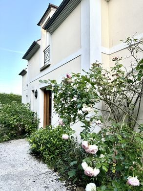 Casa di lusso a Chambourcy, Yvelines