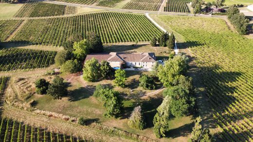 Luxury home in Cadillac, Gironde