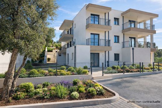 Daire Porto-Vecchio, South Corsica