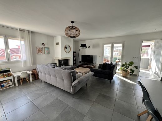 Communay, Rhôneの高級住宅