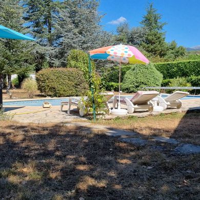 Villa in Saint-Cézaire-sur-Siagne, Alpes-Maritimes