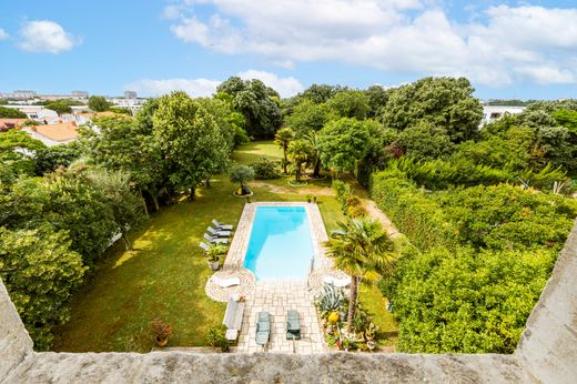 Luxury home in La Rochelle, Charente-Maritime
