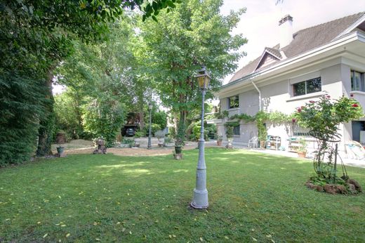 Casa di lusso a Chelles, Seine-et-Marne