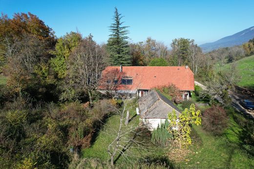 Luxus-Haus in Cusy, Haute-Savoie