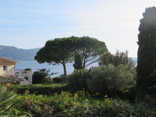 Porto-Vecchio, South Corsicaの高級住宅